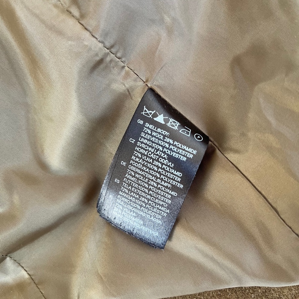 H&M | Cropped Olive Wool Jacket - Picture 9 of 16
